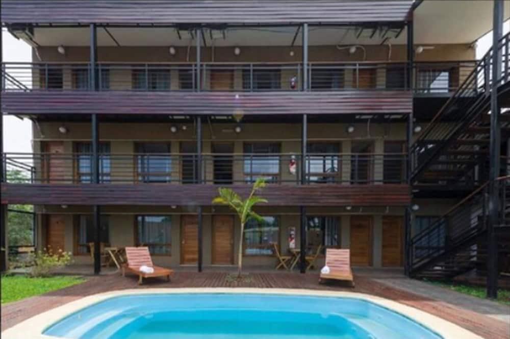 Iguazu Urban Hotel Express Puerto Iguazú Eksteriør billede