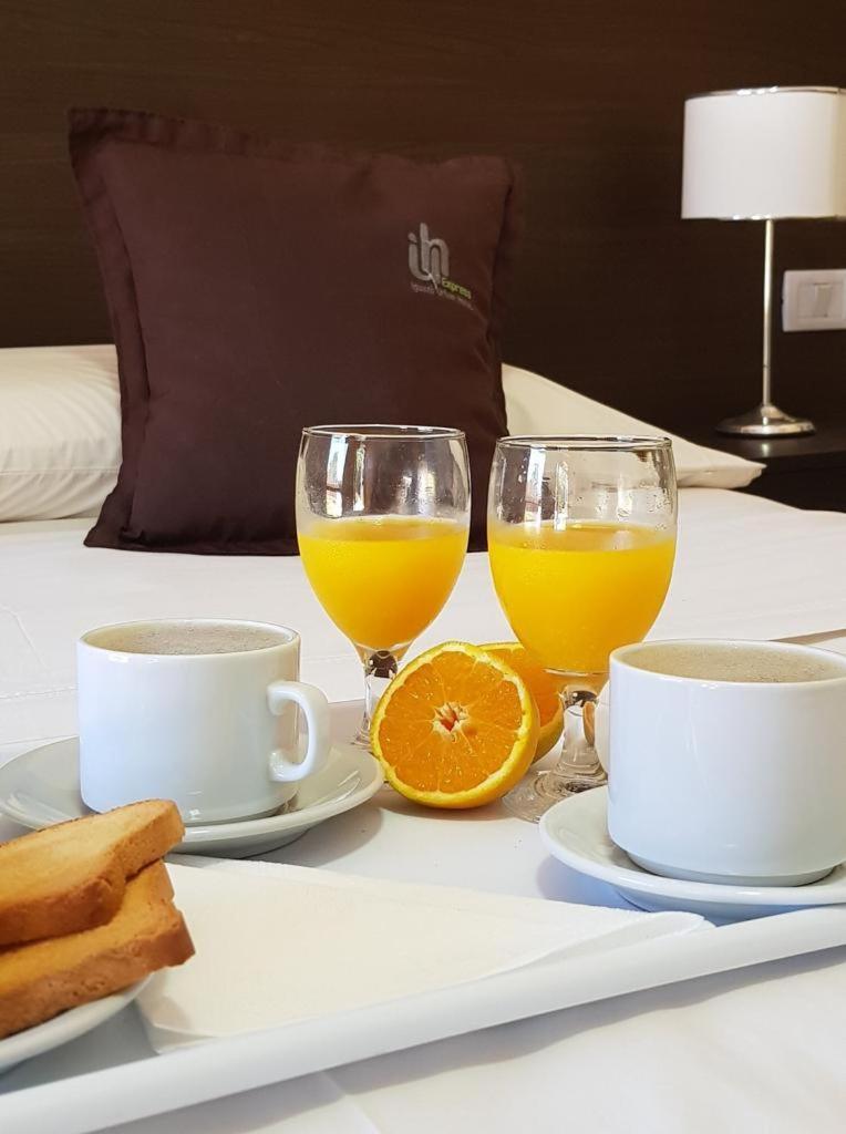 Iguazu Urban Hotel Express Puerto Iguazú Eksteriør billede